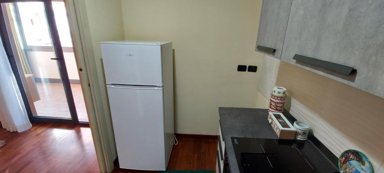 מסינה Manzoni Apartment מראה חיצוני תמונה